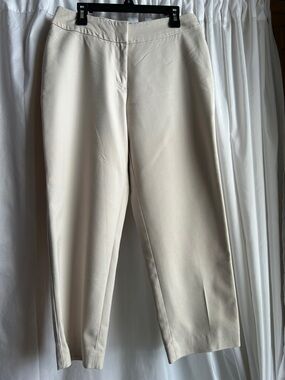 Peter Nygard Cream Cropped Dress Pants